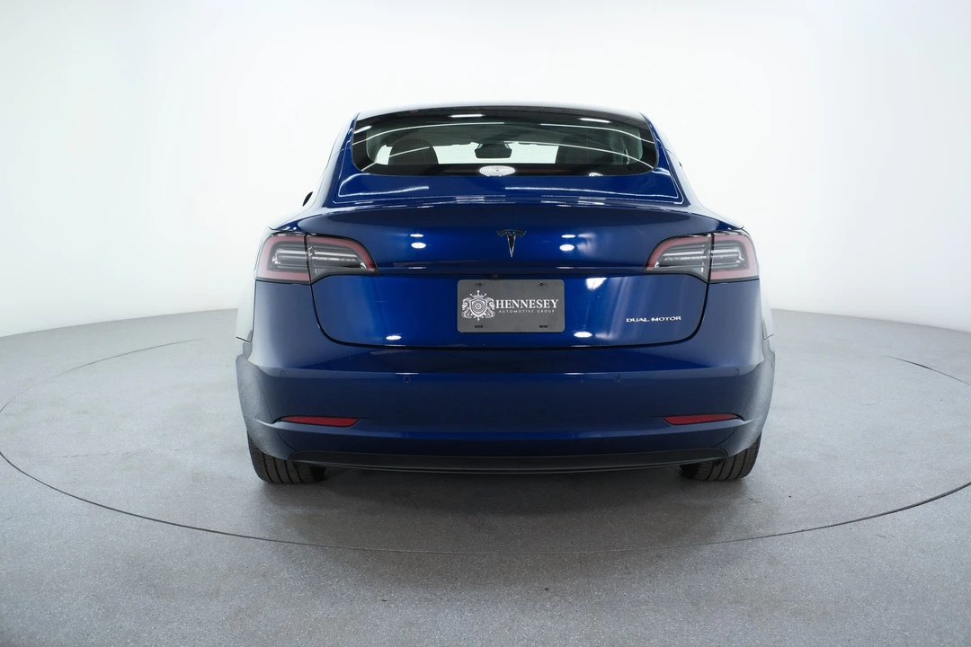 2022 Tesla Model 3 - Image 9 of 21