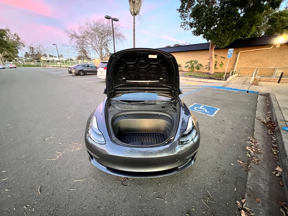 2022 Tesla Model 3 - Image 17 of 20