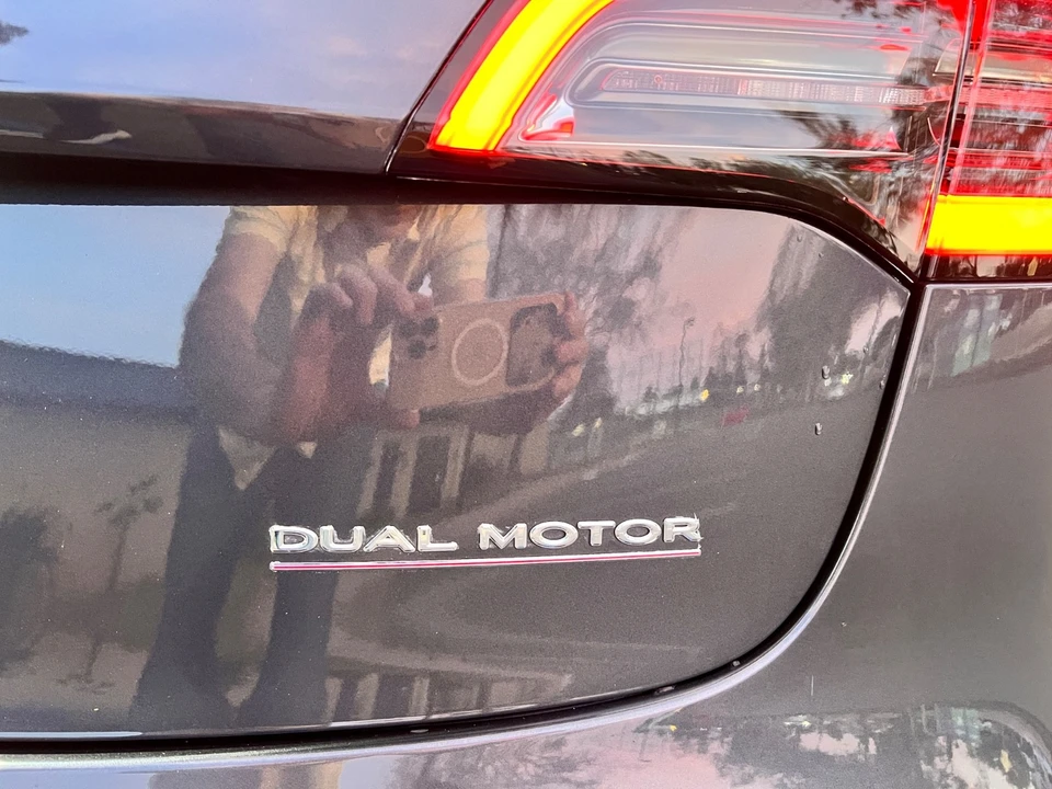 2022 Tesla Model 3 - Image 3 of 20
