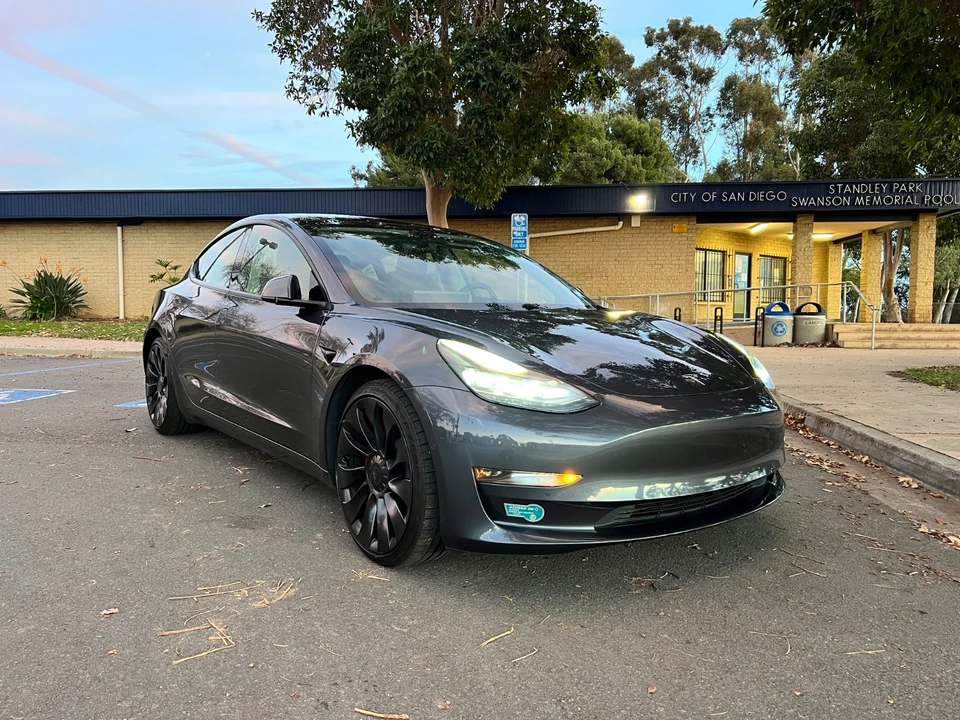 2022 Tesla Model 3 - Image 5 of 20