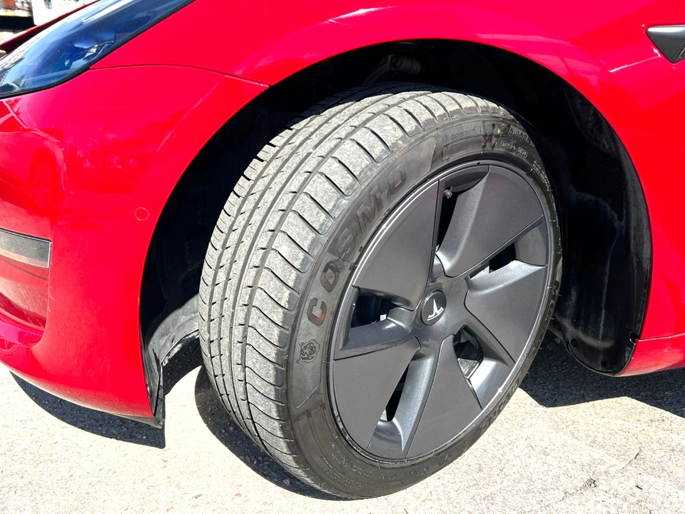 2022 Tesla Model 3 - Image 10 of 21