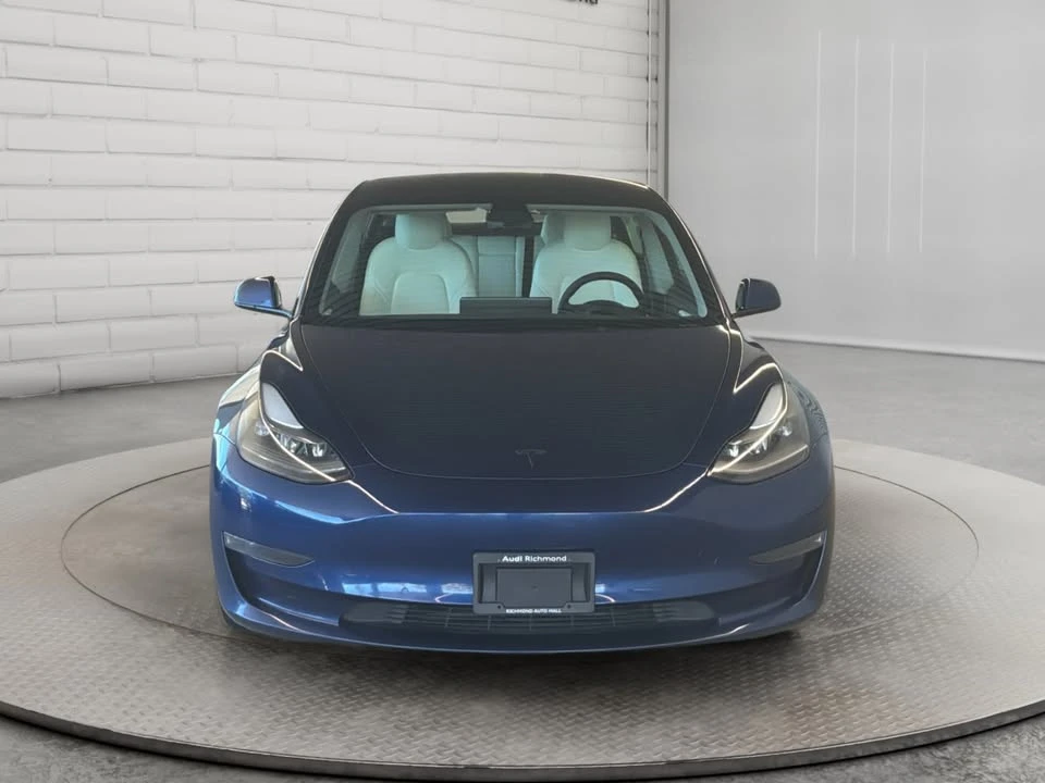 2022 Tesla Model 3 - Image 2 of 20