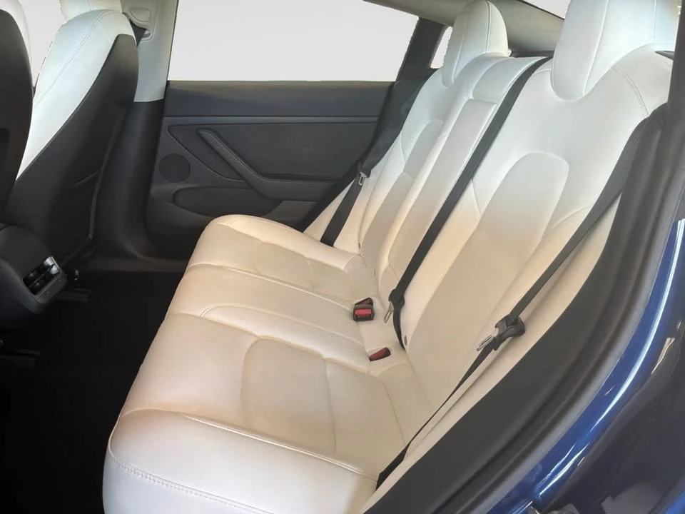 2022 Tesla Model 3 - Image 19 of 20