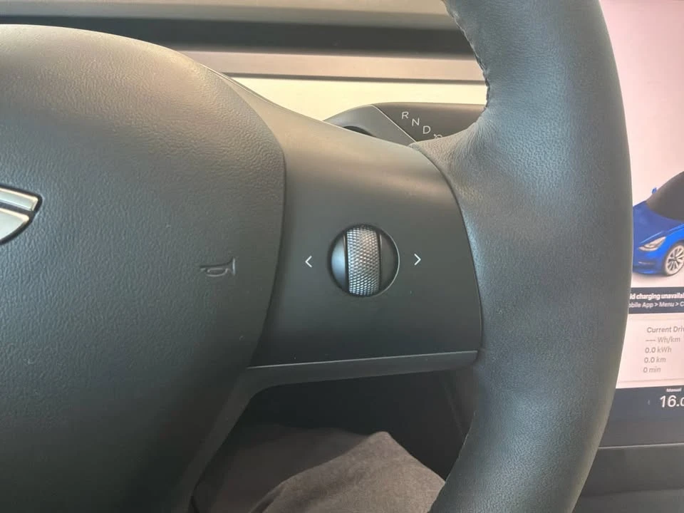 2022 Tesla Model 3 - Image 13 of 20