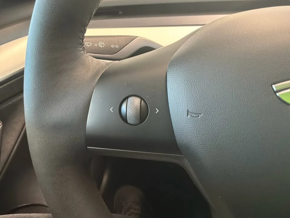 2022 Tesla Model 3 - Image 14 of 20