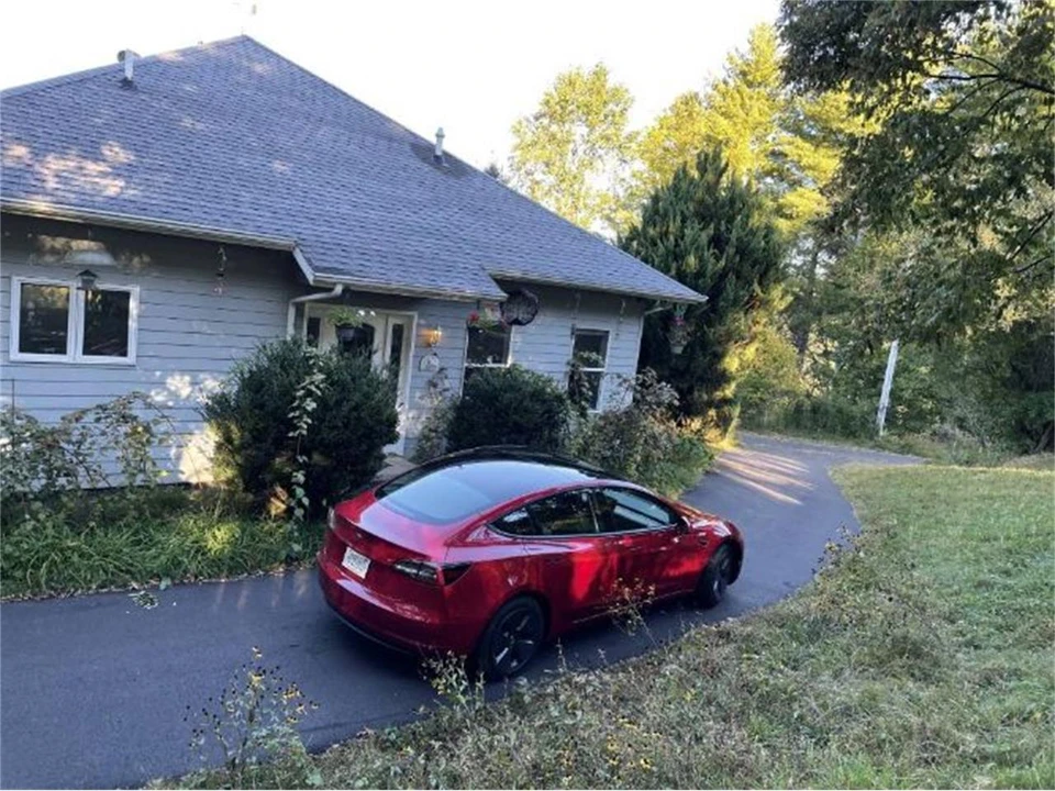 2022 Tesla Model 3 - Image 9 of 19
