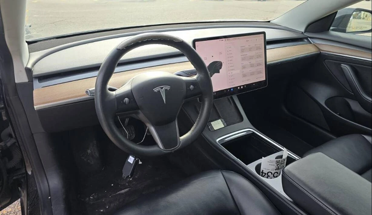 2022 Tesla Model 3 - Image 11 of 12