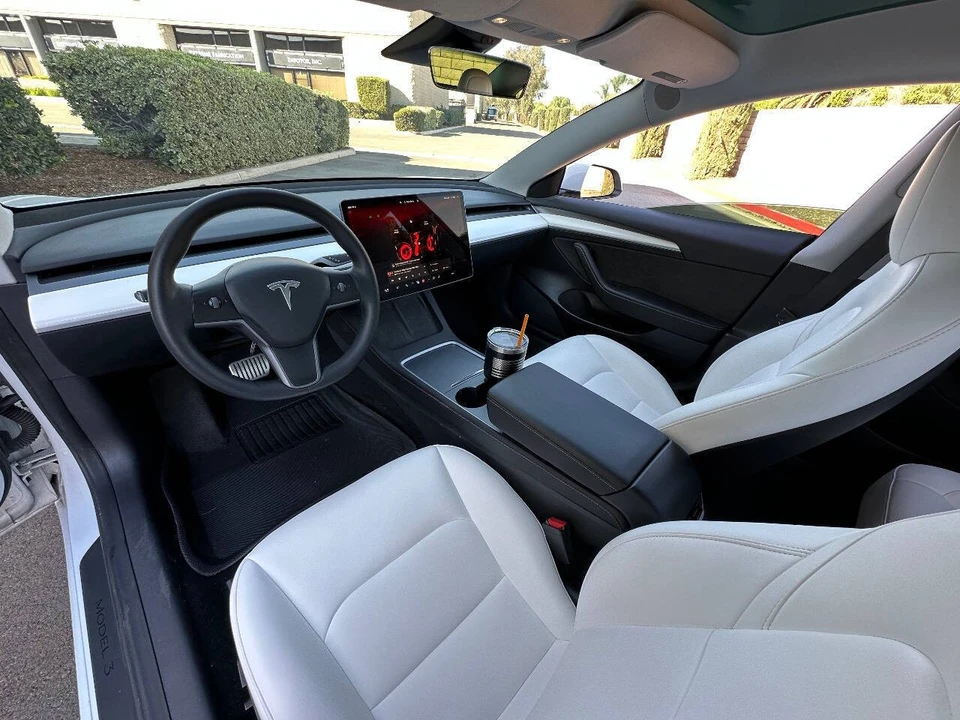 2022 Tesla Model 3 - Image 10 of 12