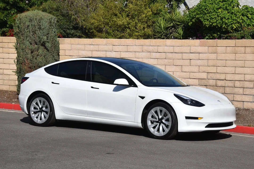 2022 Tesla Model 3 - Image 20 of 21