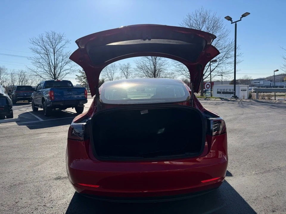 2022 Tesla Model 3 - Image 5 of 14