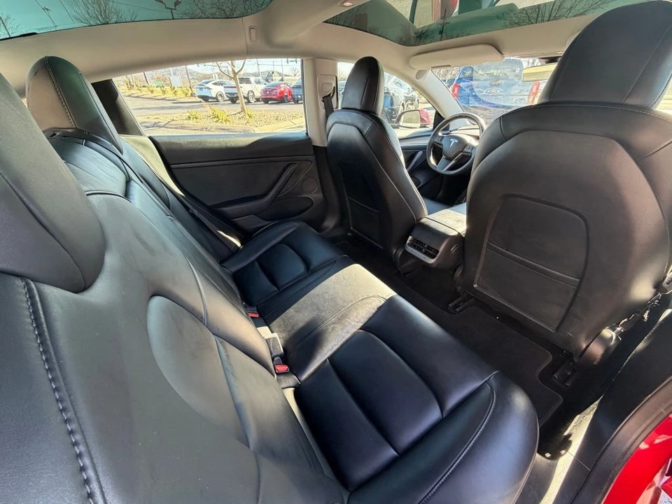 2022 Tesla Model 3 - Image 13 of 14