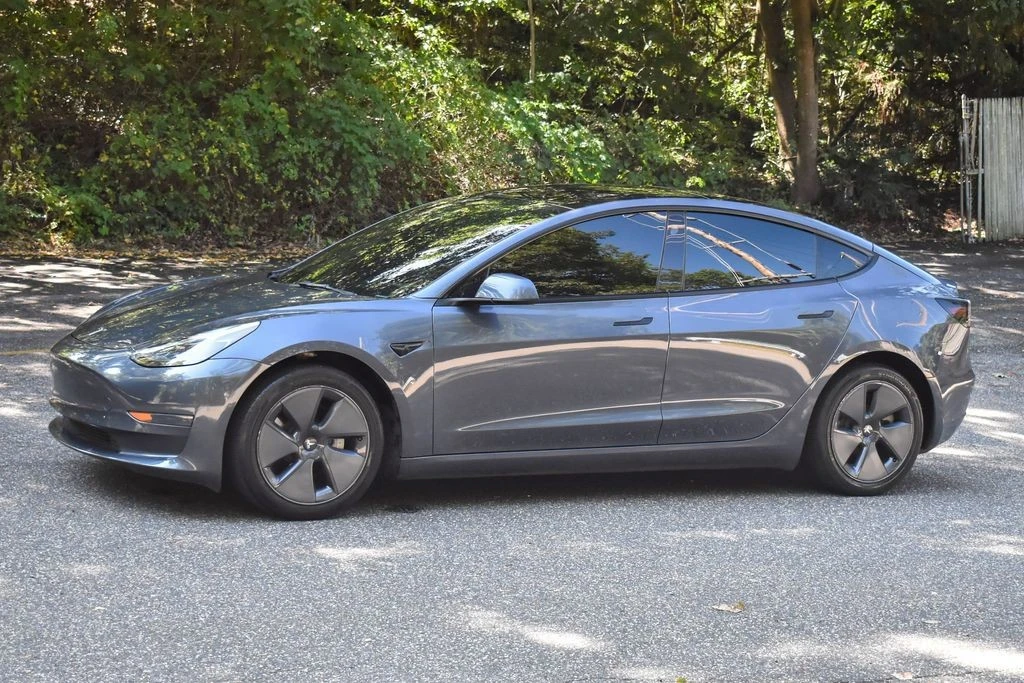 2022 Tesla Model 3 - Image 2 of 12