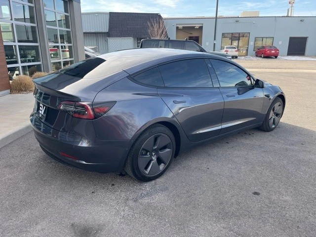 2022 Tesla Model 3 - Image 7 of 21