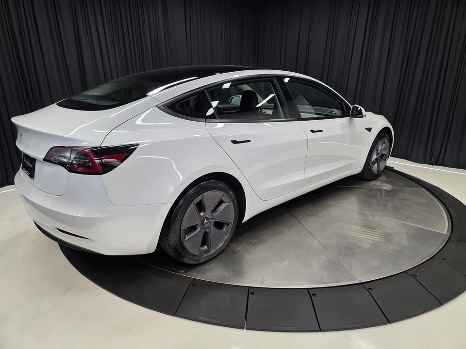 2022 Tesla Model 3 - Image 12 of 12