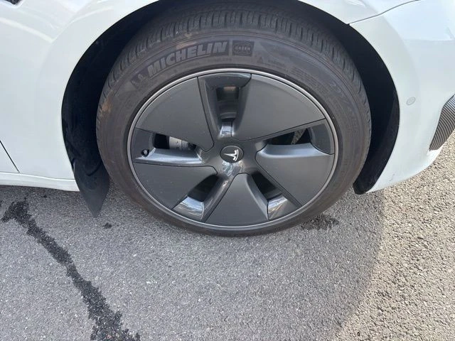 2022 Tesla Model 3 - Image 10 of 21
