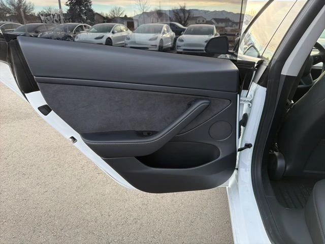 2022 Tesla Model 3 - Image 15 of 21