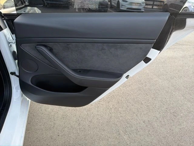 2022 Tesla Model 3 - Image 19 of 21