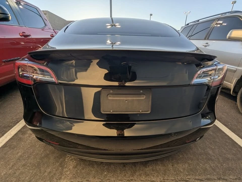 2022 Tesla Model 3 - Image 4 of 5