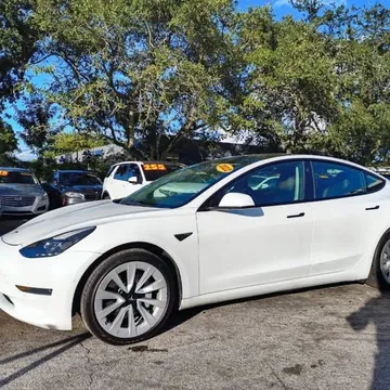 2022 Tesla Model 3 Long Range
