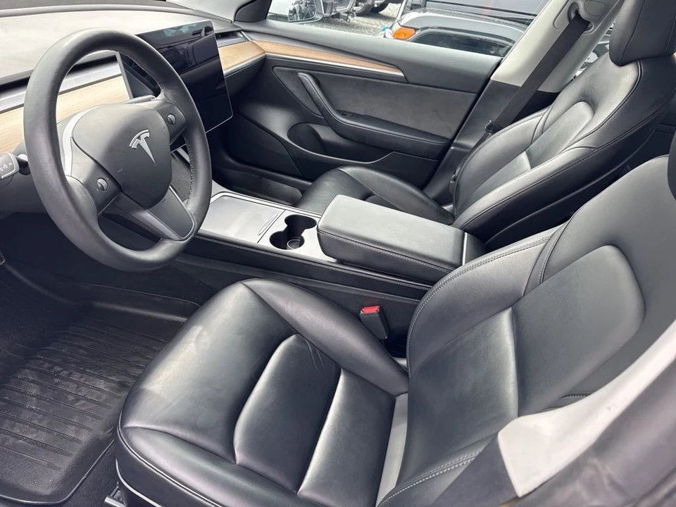 2022 Tesla Model 3 - Image 3 of 6