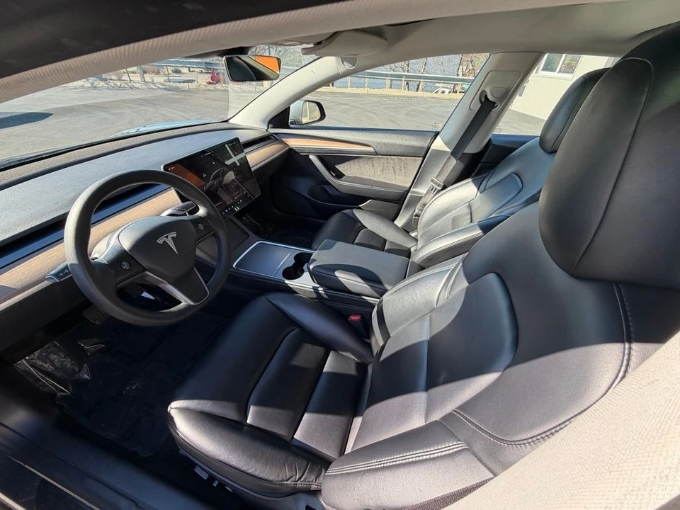 2022 Tesla Model 3 - Image 7 of 15
