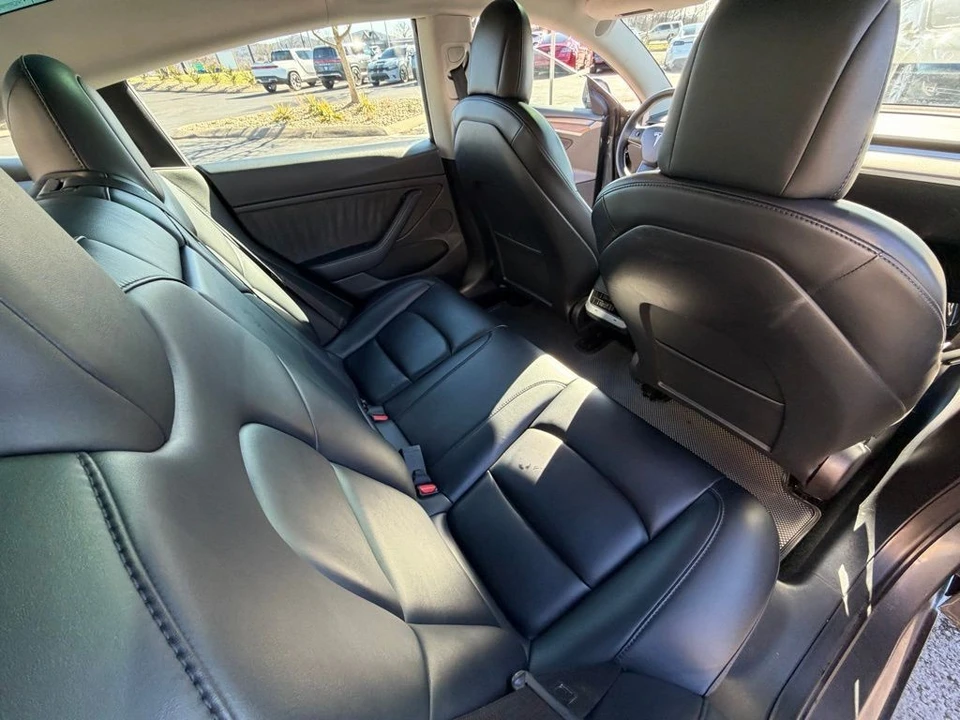 2022 Tesla Model 3 - Image 13 of 15