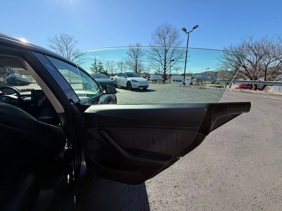 2022 Tesla Model 3 - Image 12 of 15