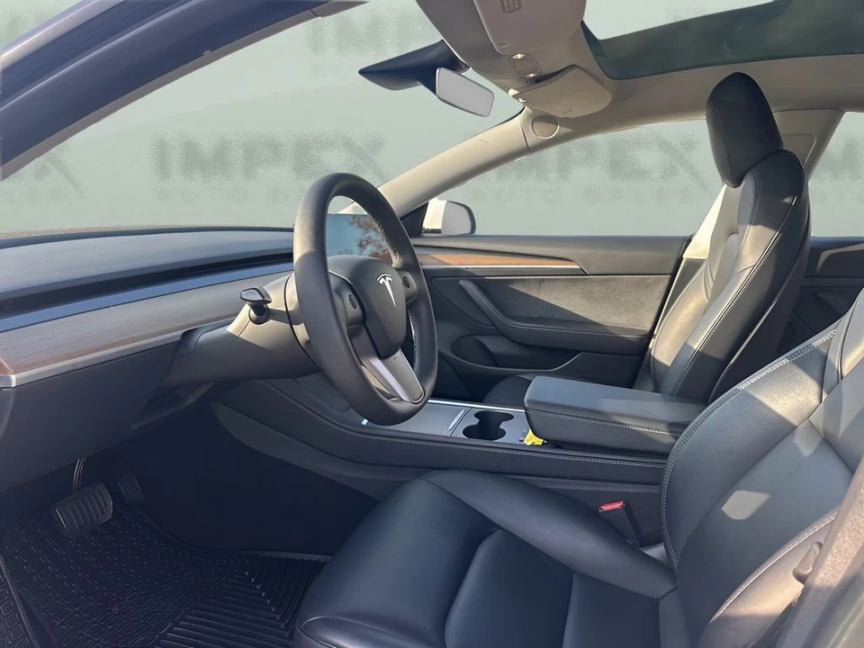 2022 Tesla Model 3 - Image 9 of 12
