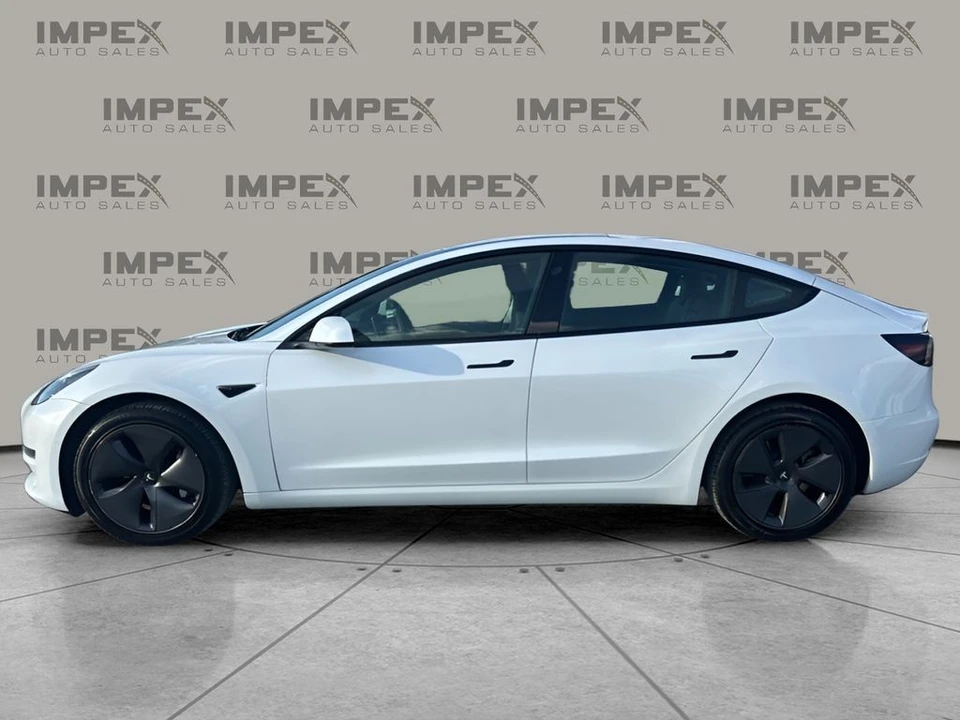 2022 Tesla Model 3 - Image 2 of 12