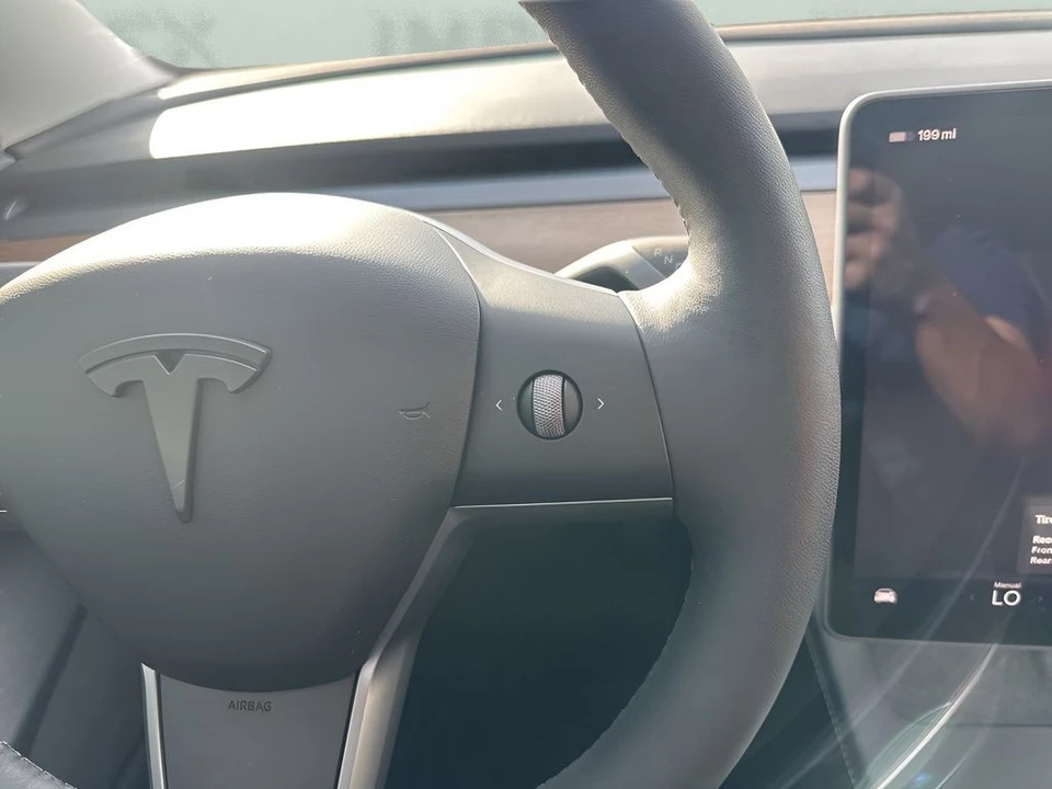 2022 Tesla Model 3 - Image 16 of 21