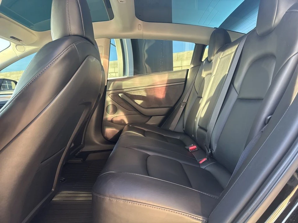 2022 Tesla Model 3 - Image 16 of 21