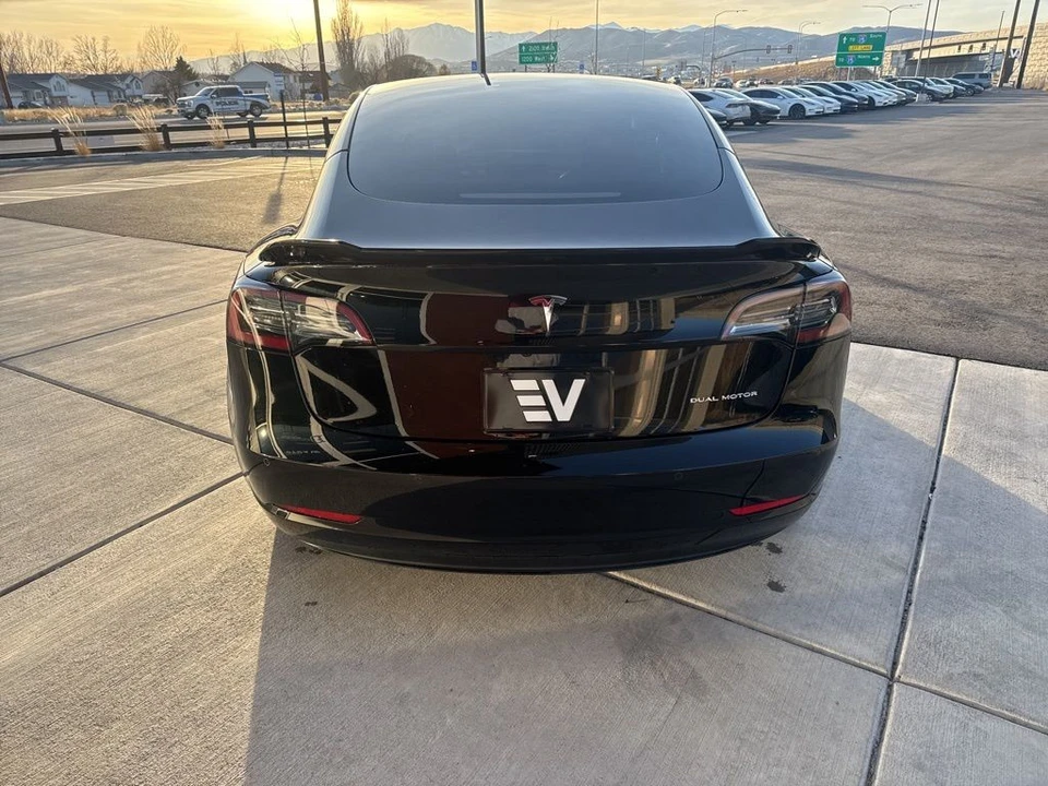 2022 Tesla Model 3 - Image 7 of 21