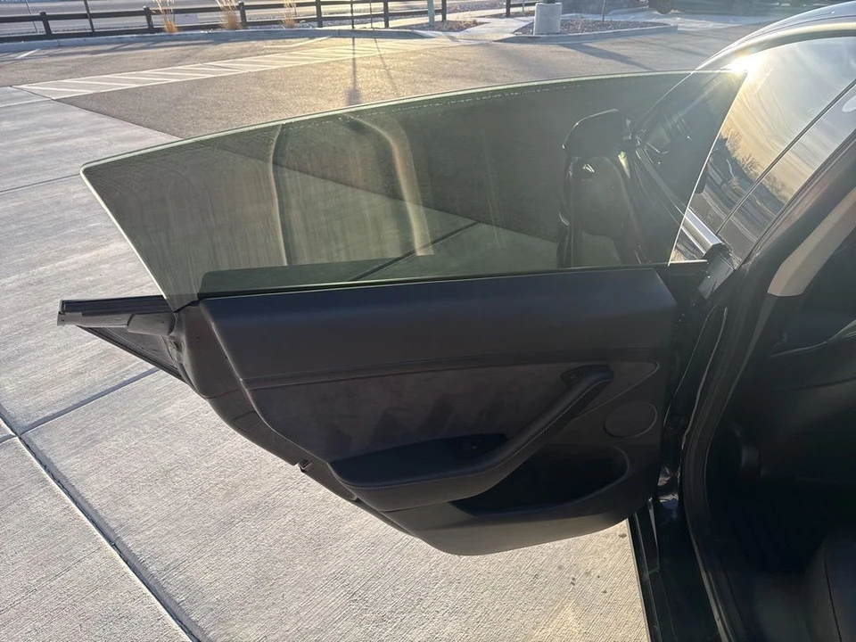 2022 Tesla Model 3 - Image 14 of 21