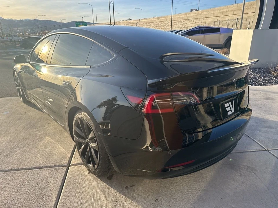 2022 Tesla Model 3 - Image 6 of 21