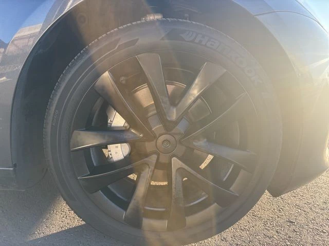 2022 Tesla Model 3 - Image 10 of 21