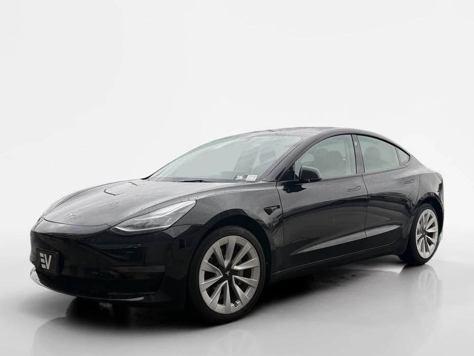 2022 Tesla Model 3 - Image 4 of 21