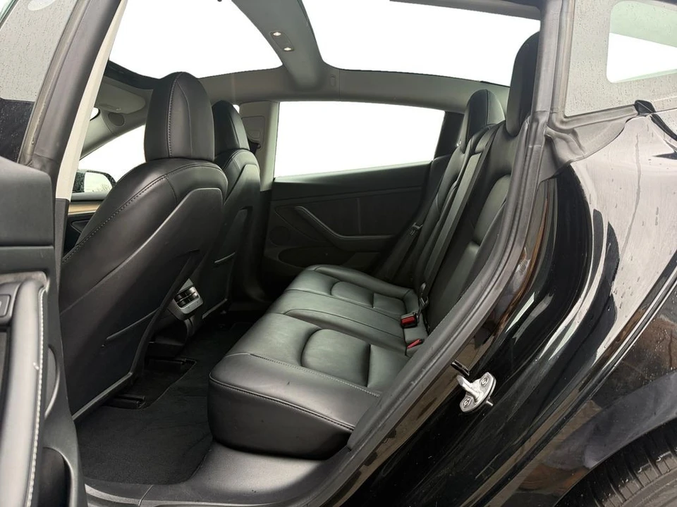 2022 Tesla Model 3 - Image 16 of 21