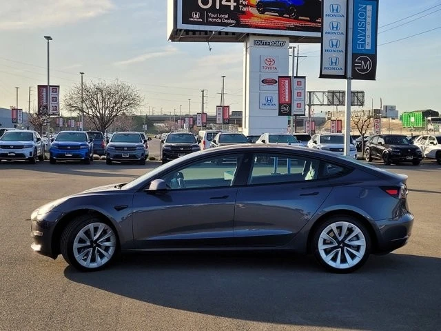 2022 Tesla Model 3 - Image 8 of 12