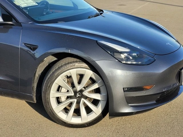 2022 Tesla Model 3 - Image 3 of 12