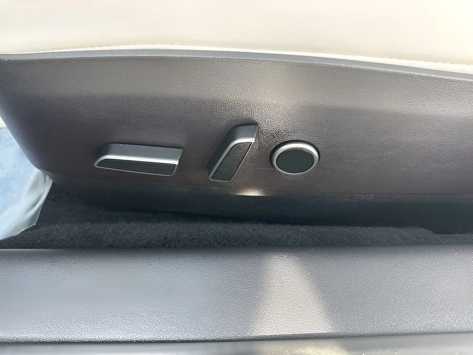 2022 Tesla Model 3 - Image 10 of 12