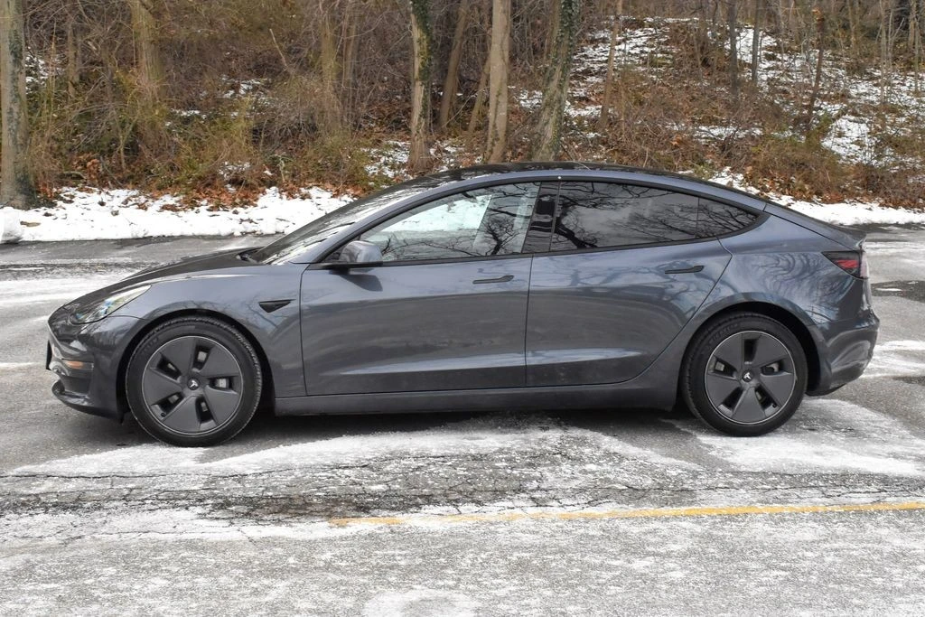 2022 Tesla Model 3 - Image 3 of 12