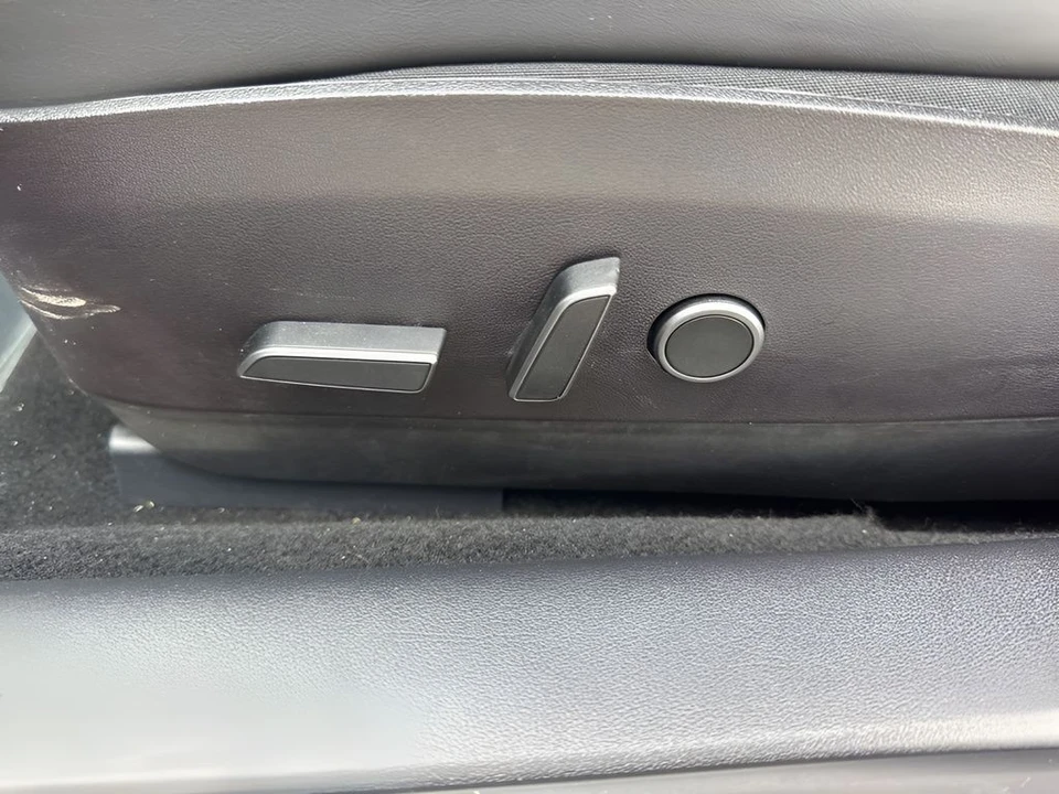 2022 Tesla Model 3 - Image 10 of 12