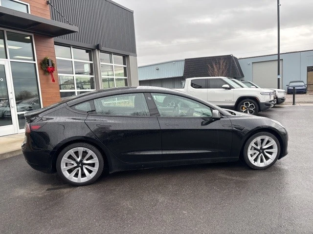 2022 Tesla Model 3 - Image 9 of 11