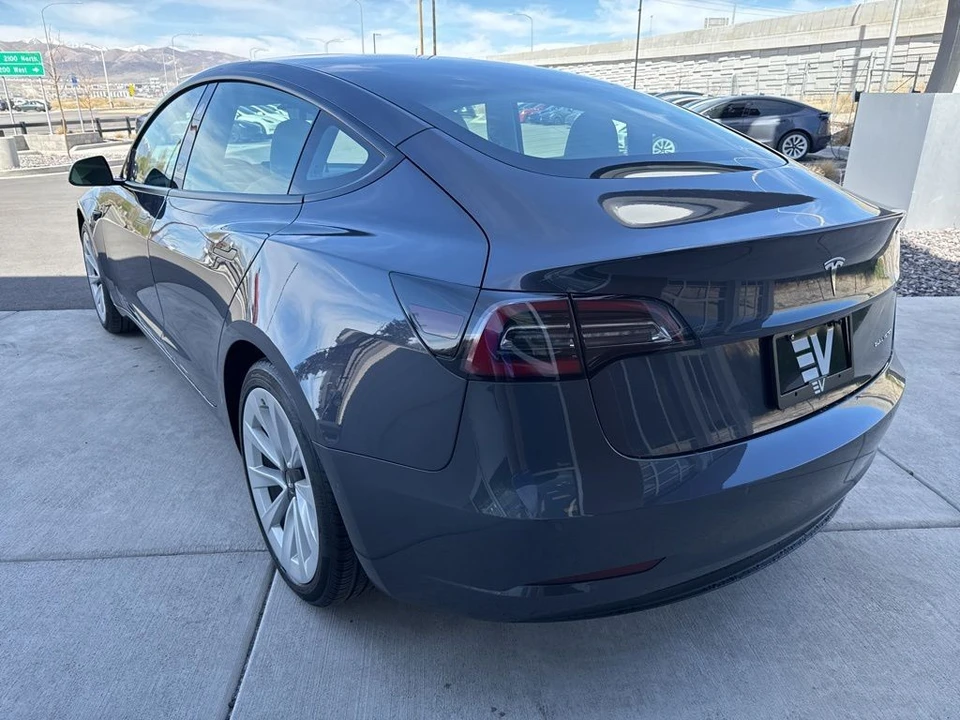 2022 Tesla Model 3 - Image 7 of 21