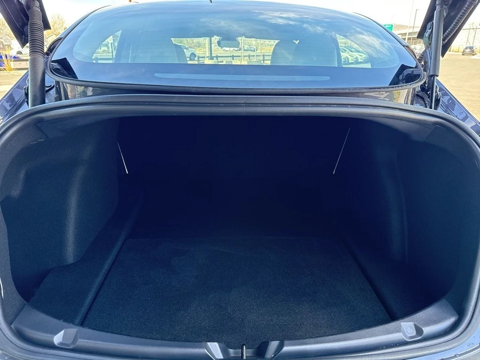 2022 Tesla Model 3 - Image 18 of 21