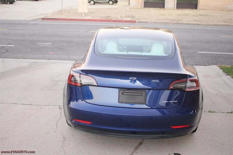 2022 Tesla Model 3 - Image 5 of 18