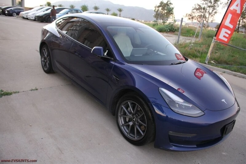 2022 Tesla Model 3 - Image 8 of 18