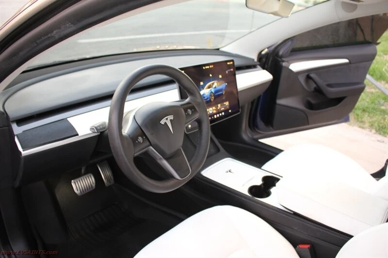 2022 Tesla Model 3 - Image 14 of 18