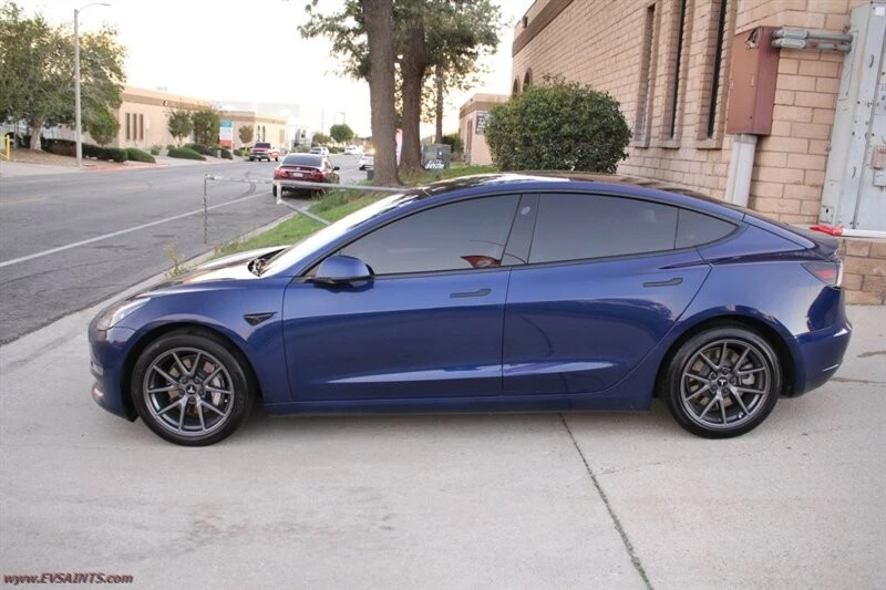 2022 Tesla Model 3 - Image 3 of 18