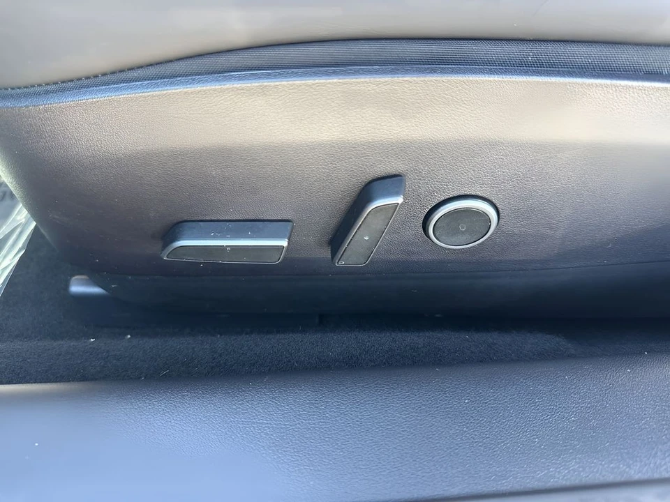 2022 Tesla Model 3 - Image 10 of 12